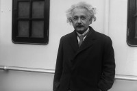 Альберт Эйнштейн как пример